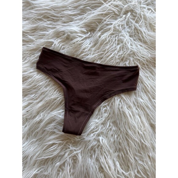Skims Fits Everybody Thong Cocoa Size XS - Picture 3 of 6